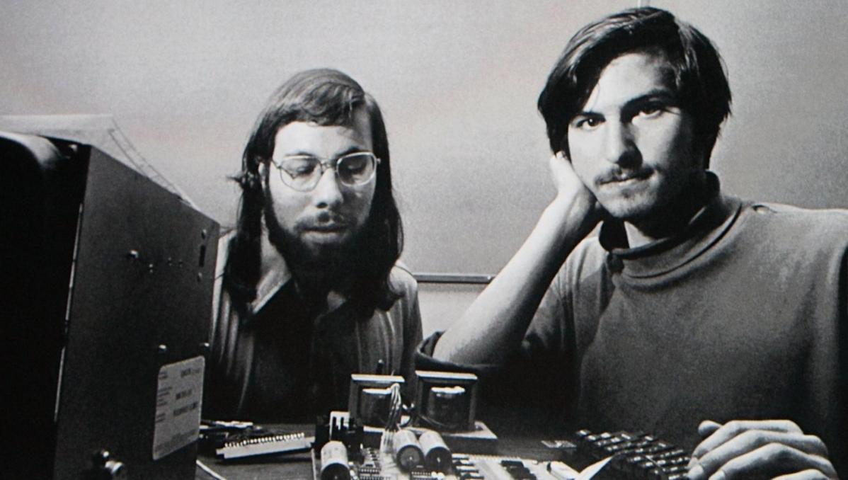 1976 steve jobs and steve wozniak